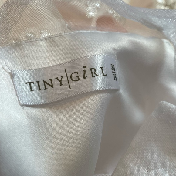 NEVER WORN. Brand new girls dress. Perfect for Christmas and plays. - Picture 3 of 3